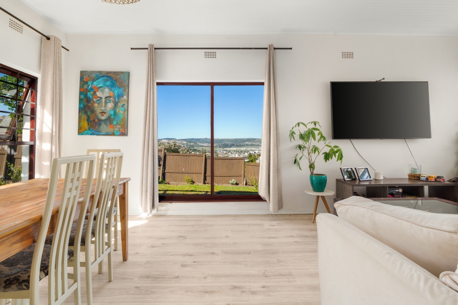 5 Bedroom Property for Sale in Heuwelkruin Western Cape
